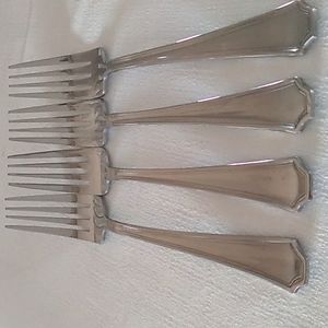 International Stainless Carleigh 4 Dinner Forks